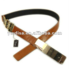 Ceinture en cuir large femme